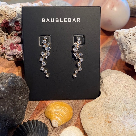 NWOT Baublebar Farah Ear Crawlers Earrings - Picture 2 of 6